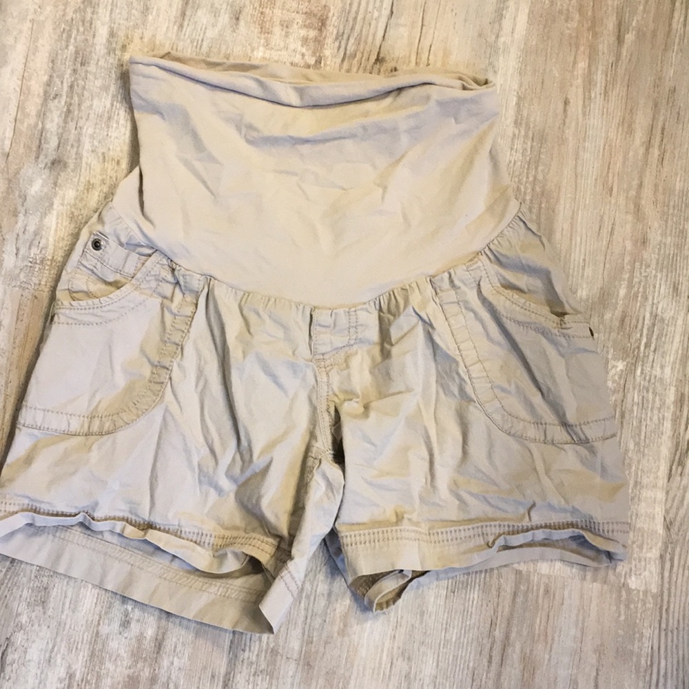 Maternity shorts 🤰🏼